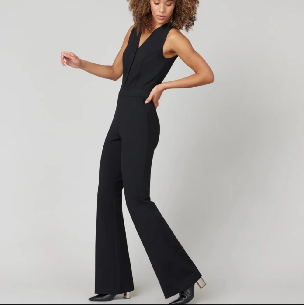 Spanx The Perfect Jumpsuit Black Women's Small Petite Sleeveless - Picture 2 of 11